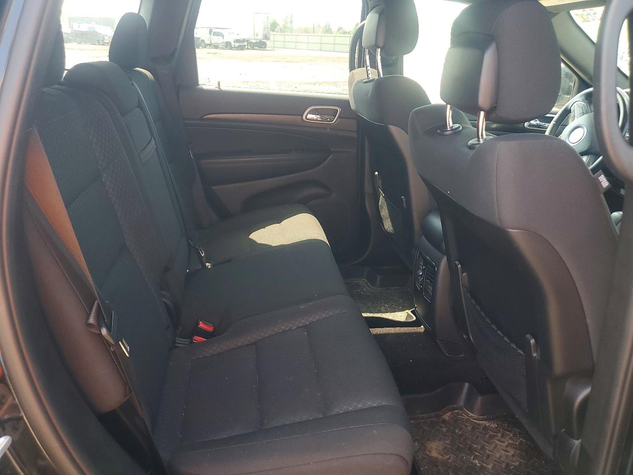 2018 JEEP GRAND CHEROKEE LAREDO 4X4