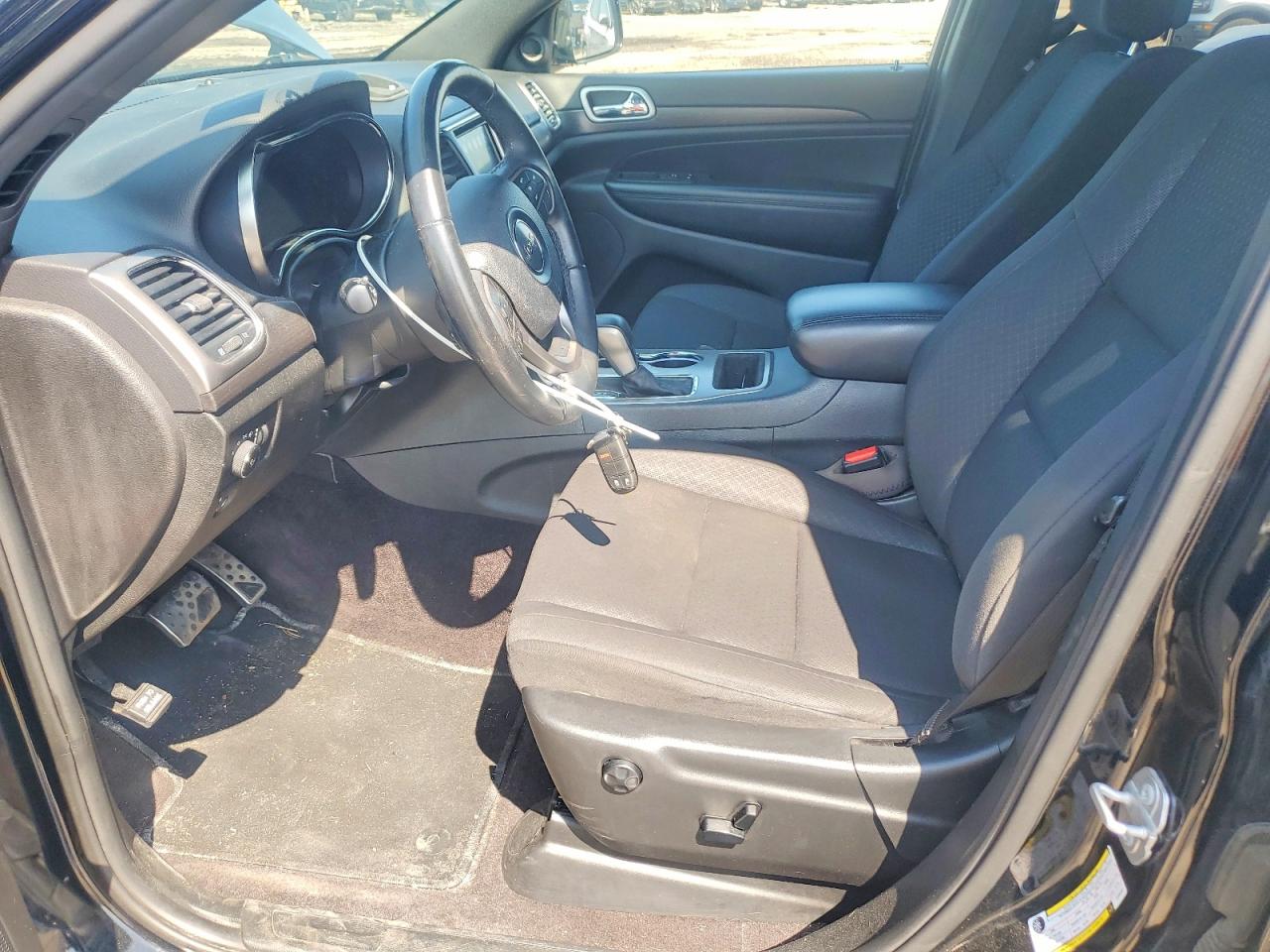 2018 JEEP GRAND CHEROKEE LAREDO 4X4