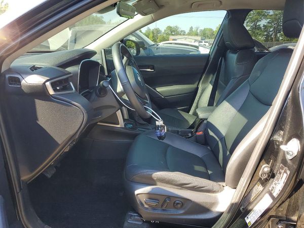 2024 TOYOTA COROLLA CROSS XLE — DENT