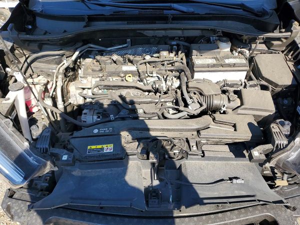 2024 TOYOTA COROLLA CROSS XLE — Engine bay