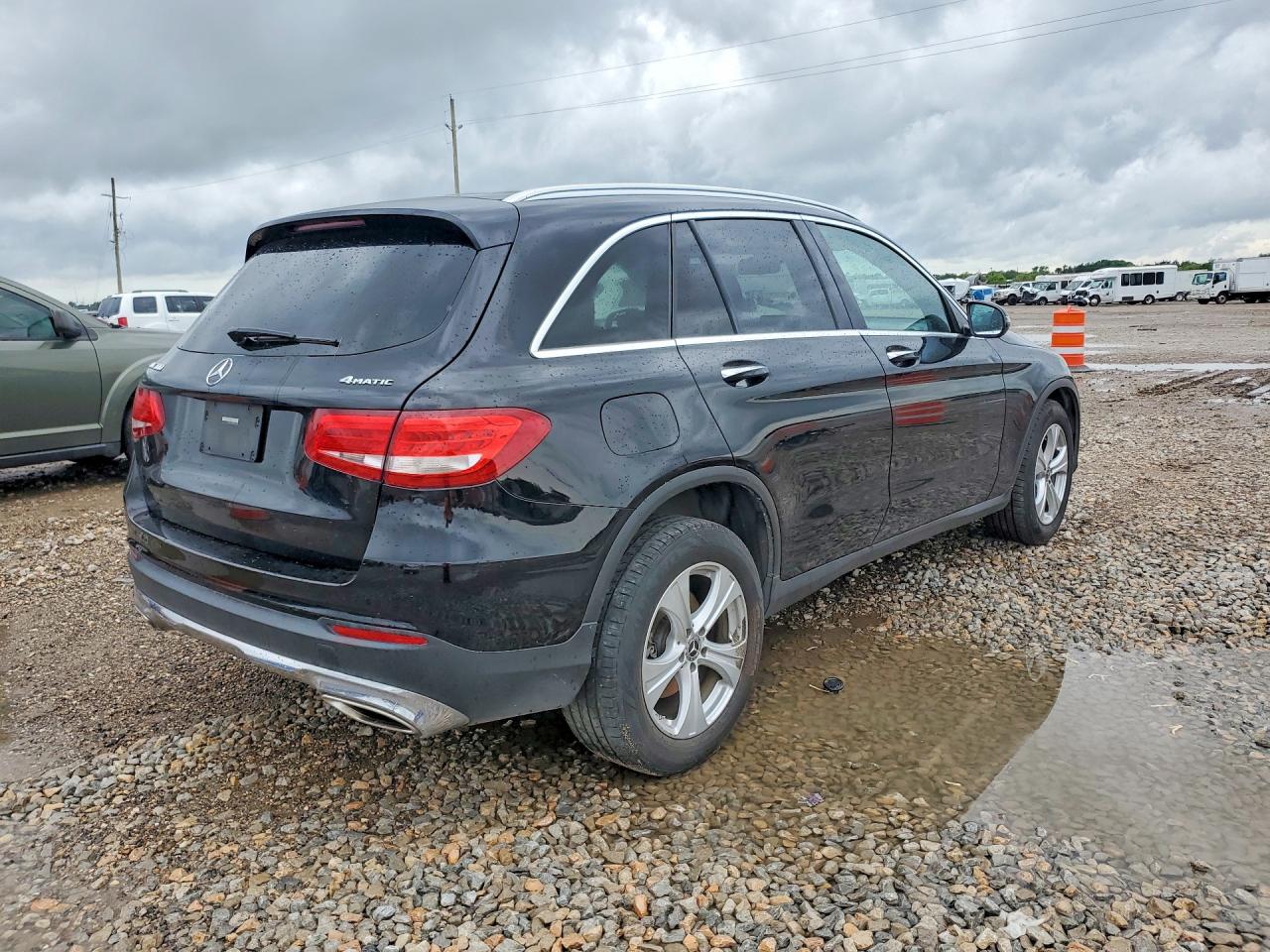 2018 MERCEDES-BENZ GLC GLC 300-4M