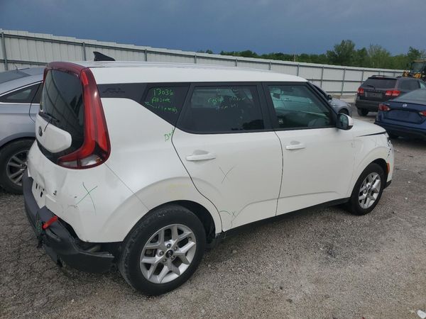 2021 KIA SOUL