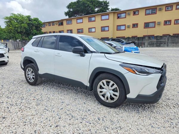 2025 TOYOTA COROLLA CROSS