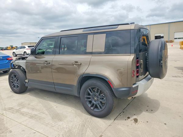 2025 LAND ROVER DEFENDER