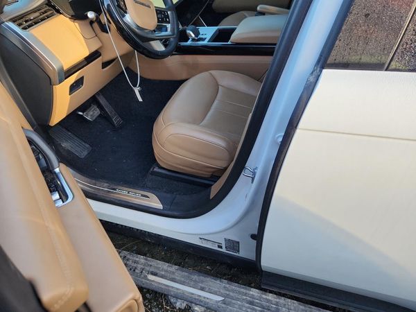 2024 LAND ROVER RANGE ROVER SE