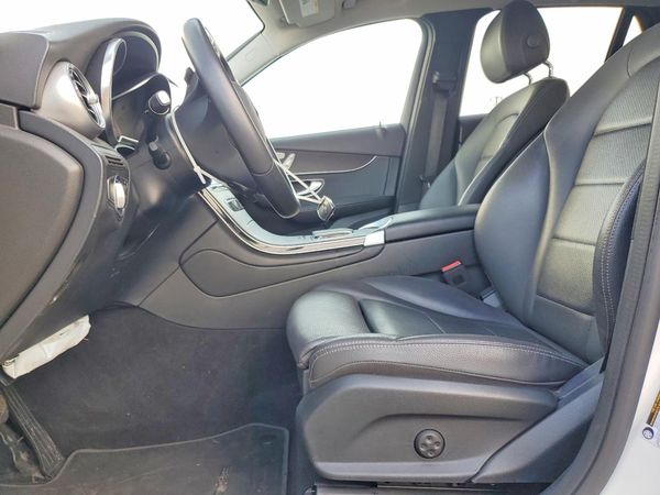 2022 MERCEDES-BENZ GLC GLC300