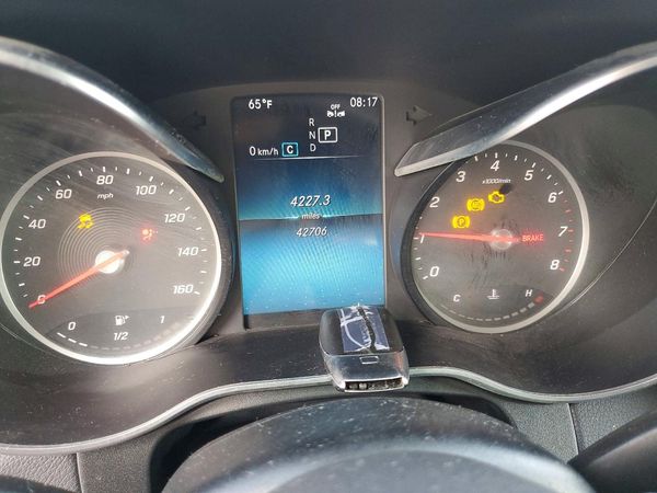 2022 MERCEDES-BENZ GLC GLC300