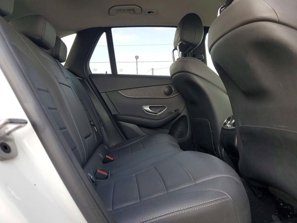 2022 MERCEDES-BENZ GLC GLC300