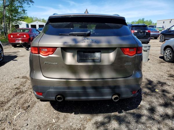 2017 JAGUAR F-PACE R-Sport — DIRR