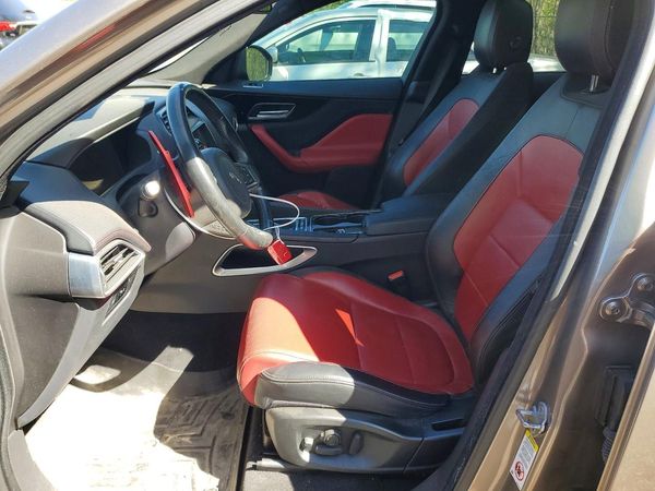 2017 JAGUAR F-PACE R-Sport — DENT