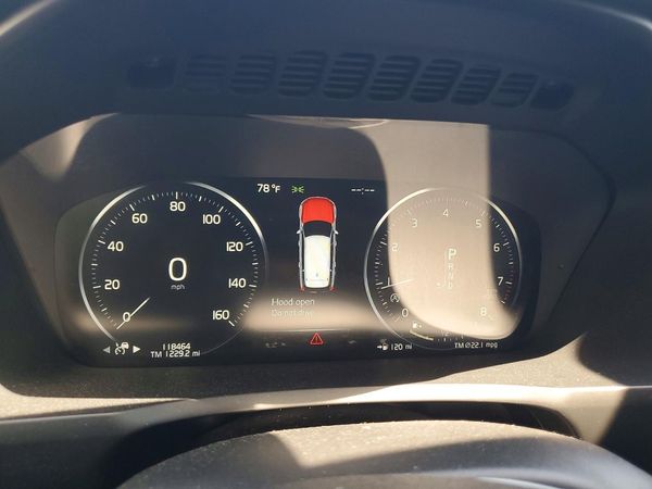 2016 VOLVO XC90 SV42 Momentum
