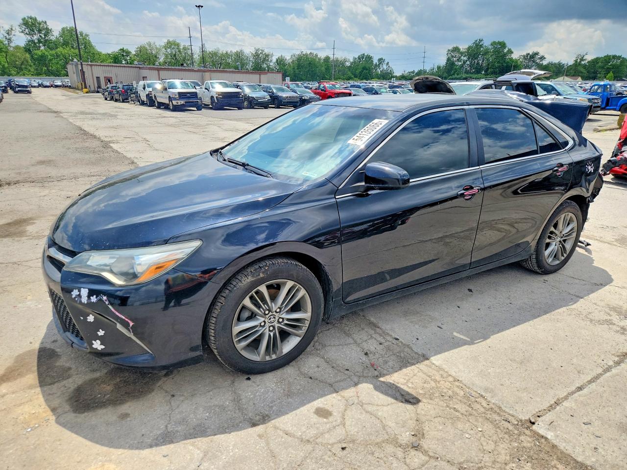 2015 TOYOTA CAMRY