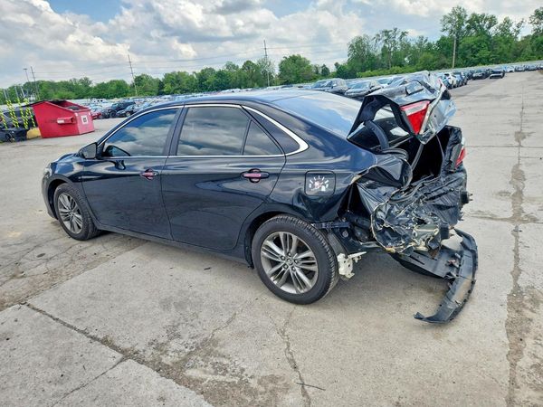 2015 TOYOTA CAMRY