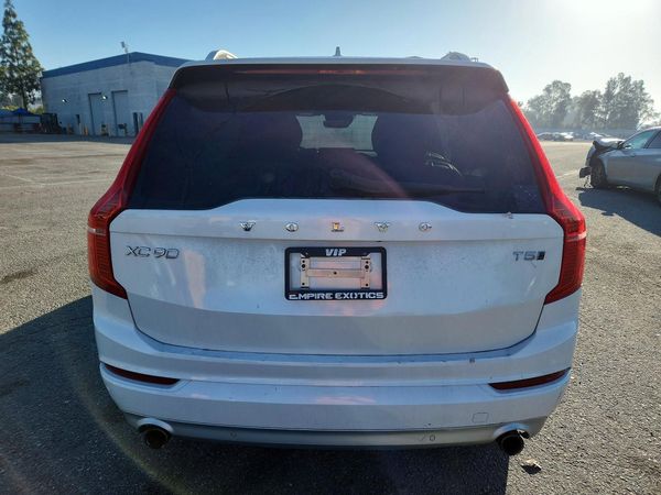 2018 VOLVO XC90