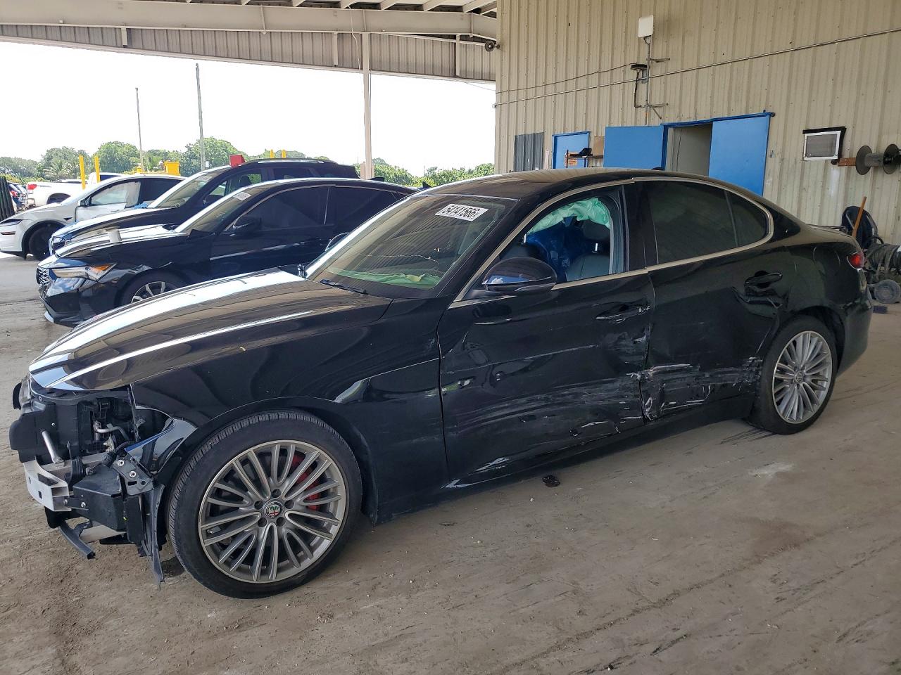 2018 ALFA ROMEO GIULIA TI RWD