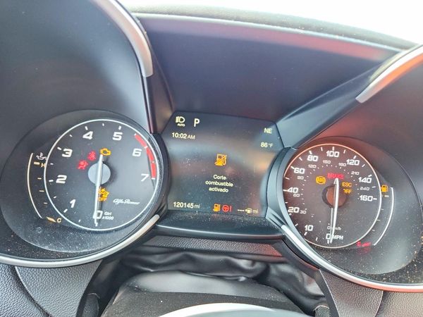 2018 ALFA ROMEO GIULIA TI RWD