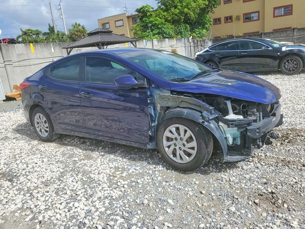 2013 HYUNDAI ELANTRA
