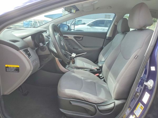 2013 HYUNDAI ELANTRA