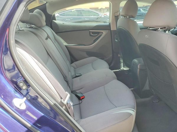 2013 HYUNDAI ELANTRA