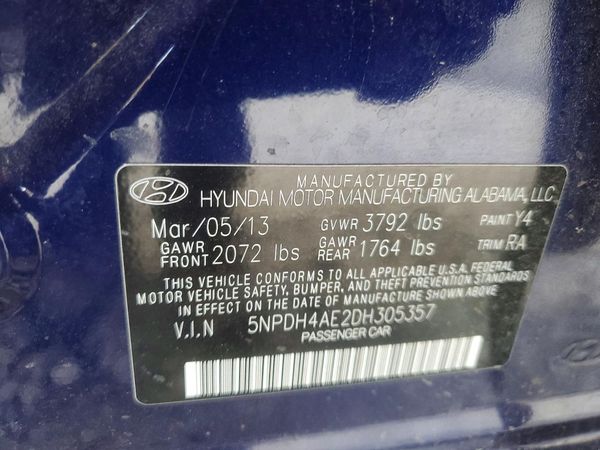 2013 HYUNDAI ELANTRA