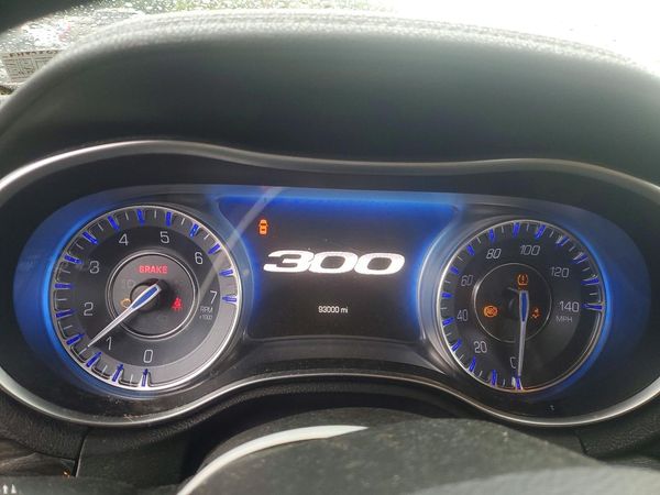 2015 CHRYSLER 300