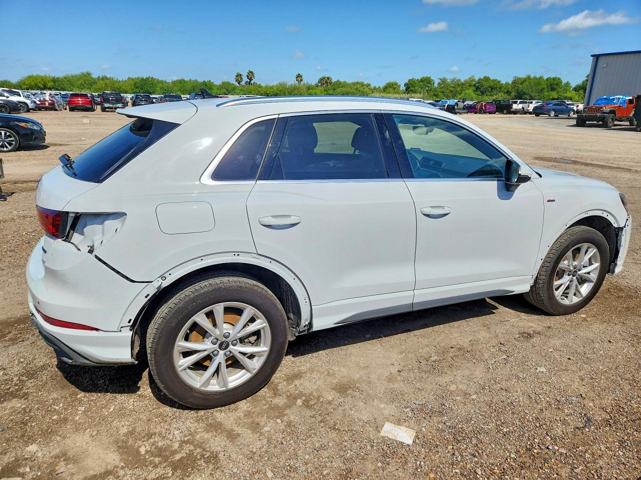 2025 AUDI Q3