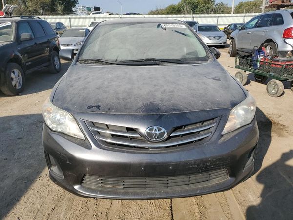 2013 TOYOTA COROLLA