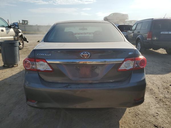 2013 TOYOTA COROLLA
