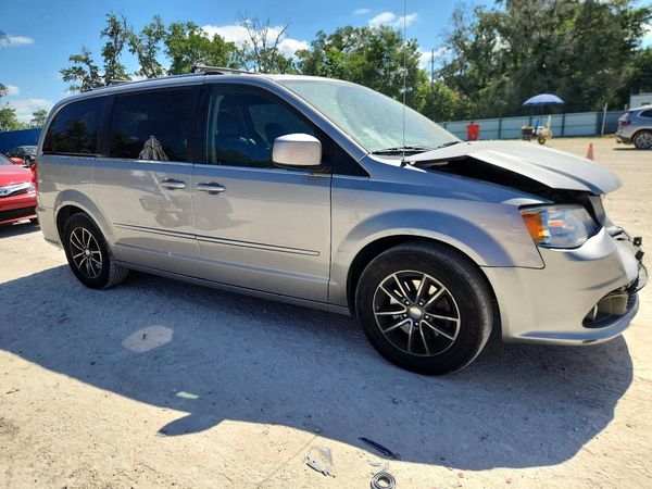 2017 DODGE GRAND CARAVAN SXT