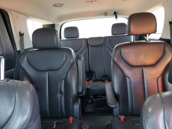 2021 HYUNDAI PALISADE SEL w/ Premium Pkg