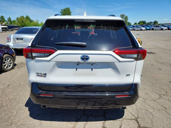 2023 TOYOTA RAV4 PRIME SE