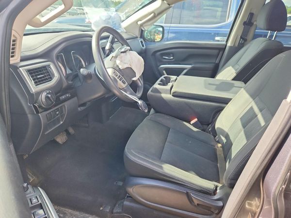 2019 NISSAN TITAN