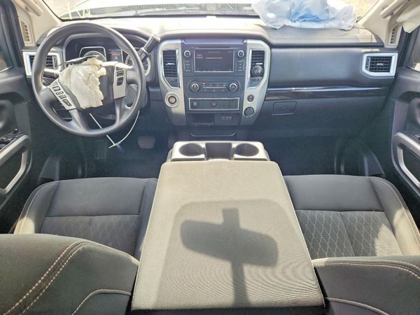 2019 NISSAN TITAN
