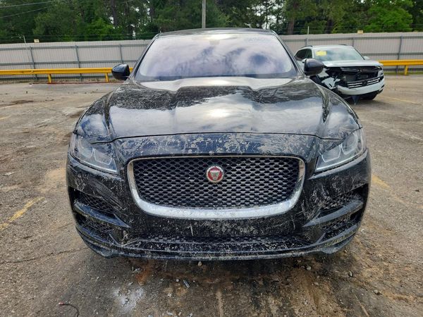 2018 JAGUAR F-PACE Premium