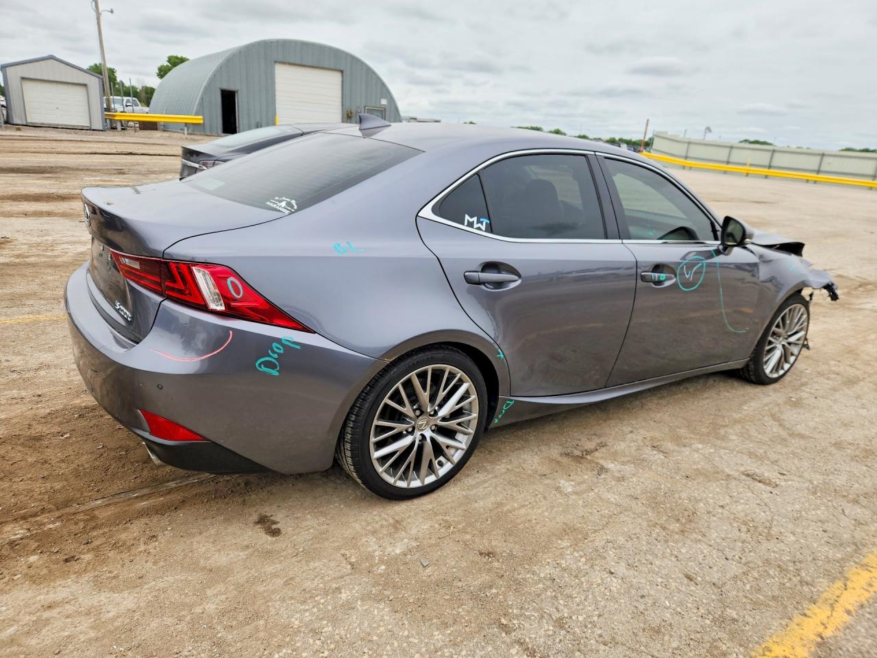 2016 LEXUS IS 200t