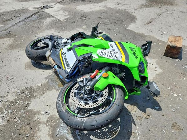2025 KAWASAKI ZX1002 L