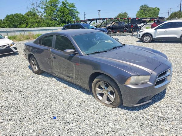 2014 DODGE CHARGER SE