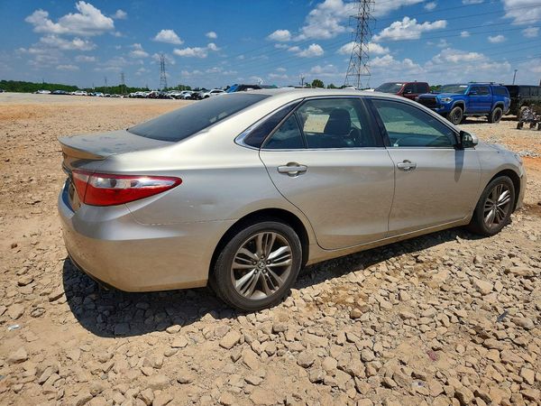 2016 TOYOTA CAMRY