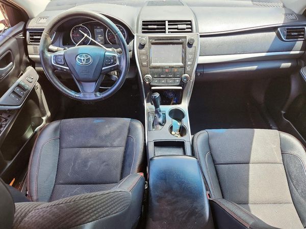 2016 TOYOTA CAMRY