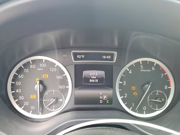 2017 INFINITI QX30