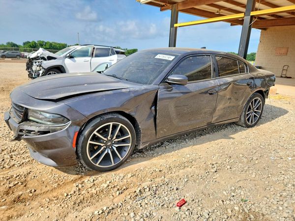 2017 DODGE CHARGER SXT
