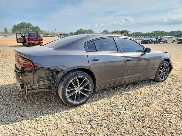 2017 DODGE CHARGER SXT