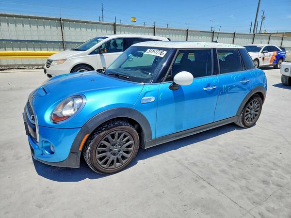 2015 MINI COOPER