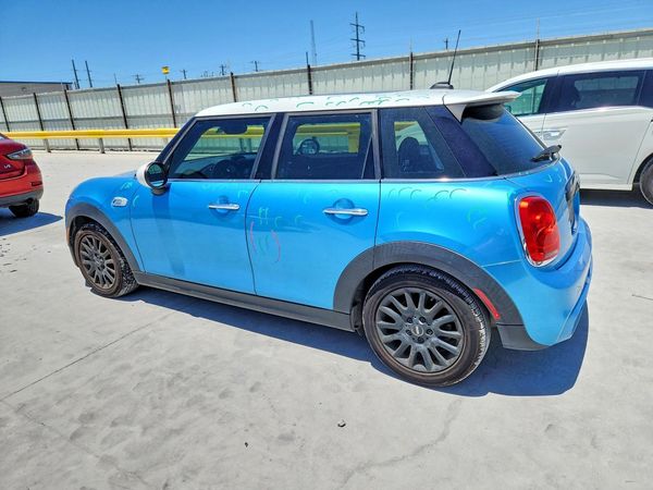 2015 MINI COOPER
