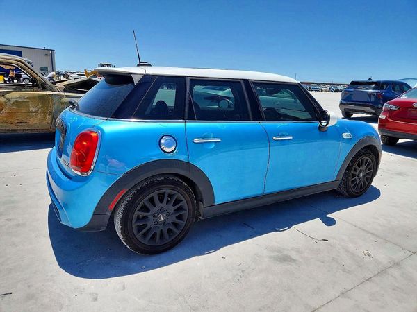 2015 MINI COOPER