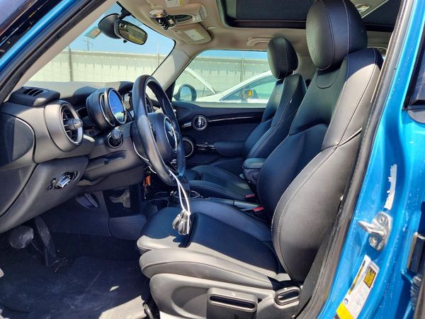 2015 MINI COOPER