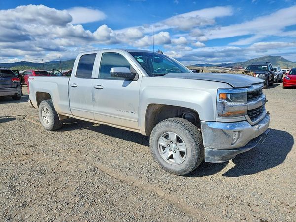 2018 CHEVROLET SILVERADO LT