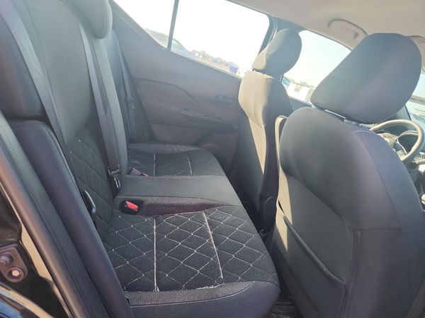 2020 NISSAN KICKS