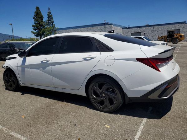 2026 HYUNDAI ELANTRA HYBRID