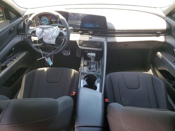 2026 HYUNDAI ELANTRA HYBRID